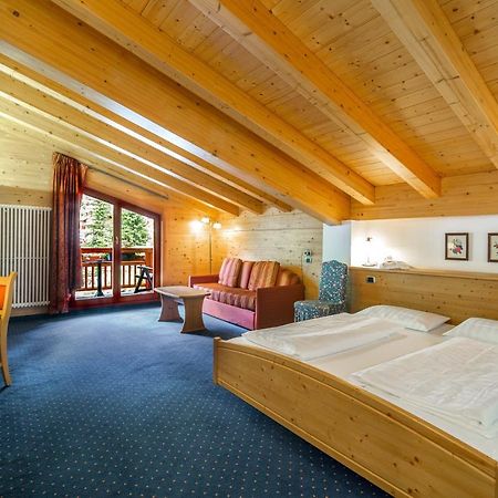 Hotel Salvan Кампитело ди Фаса Екстериор снимка