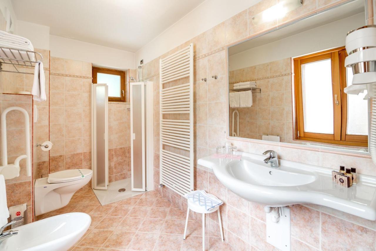Hotel Salvan Кампитело ди Фаса Екстериор снимка