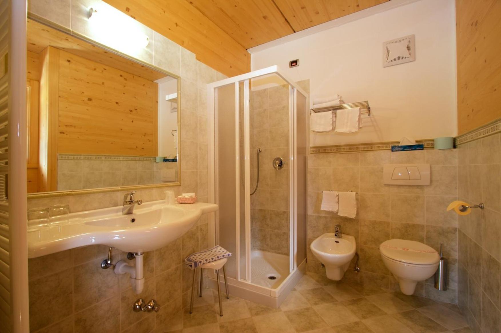 Hotel Salvan Кампитело ди Фаса Екстериор снимка