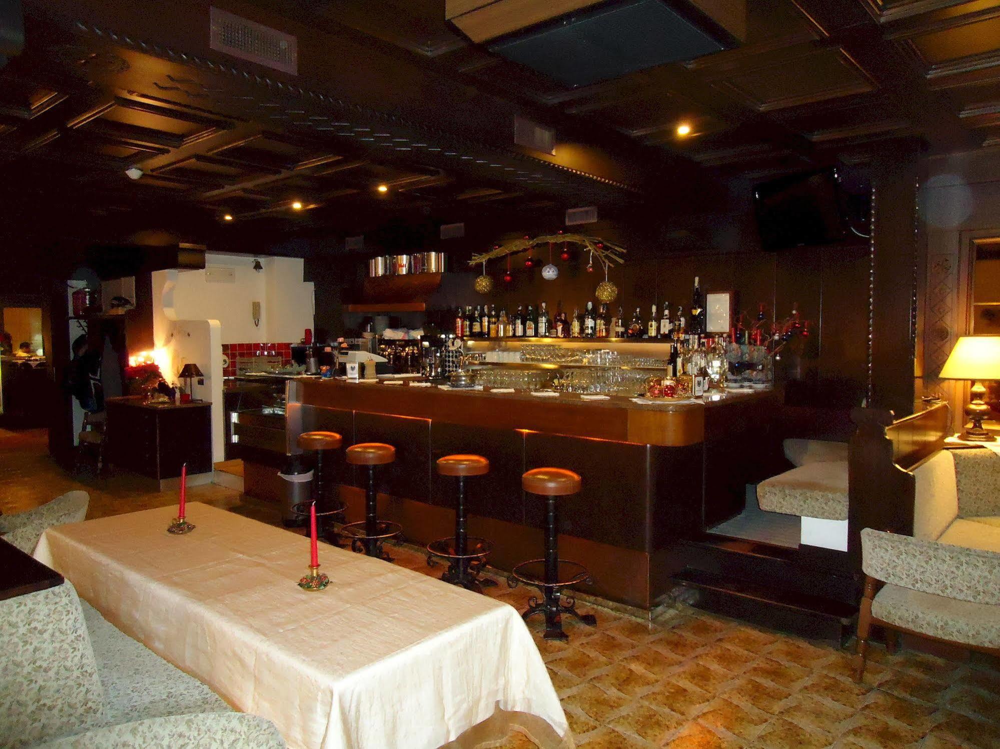 Hotel Salvan Кампитело ди Фаса Екстериор снимка
